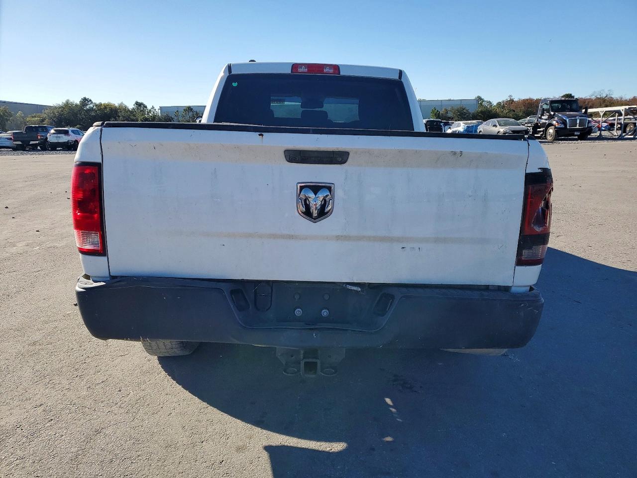 2014 RAM 1500 ST photo 6