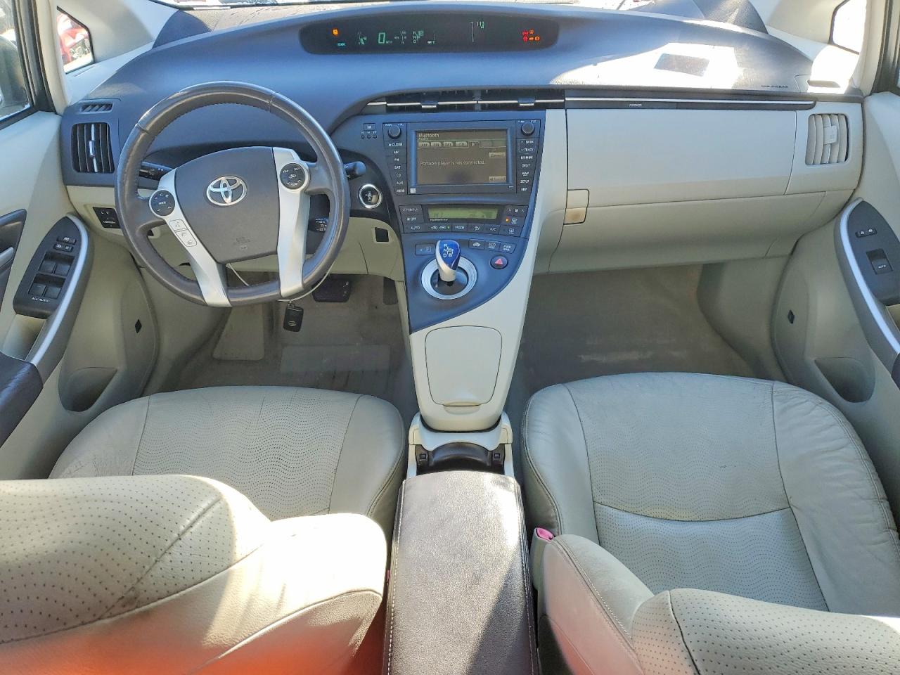 2010 TOYOTA PRIUS photo 8