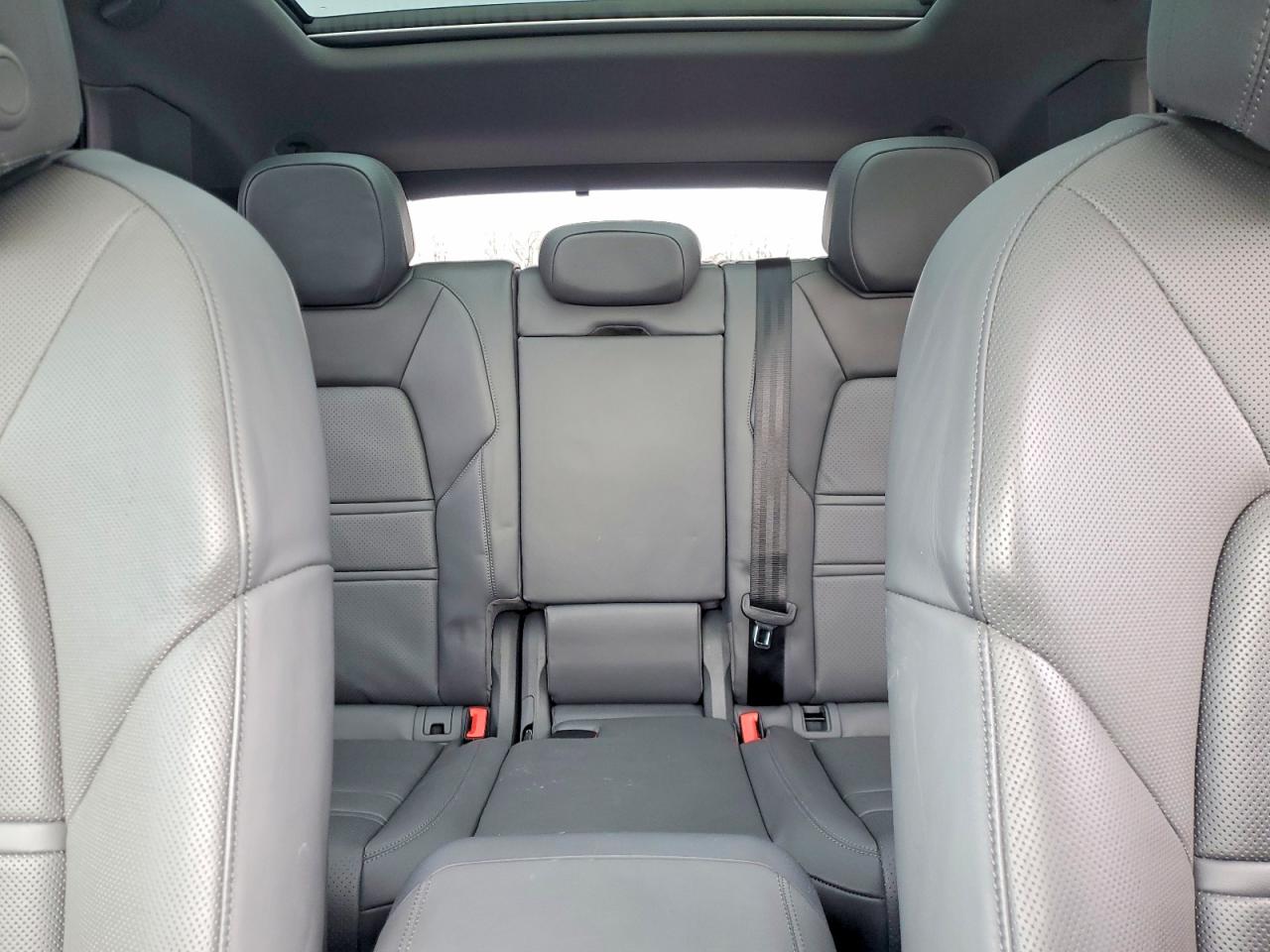 2021 PORSCHE CAYENNE S photo 10