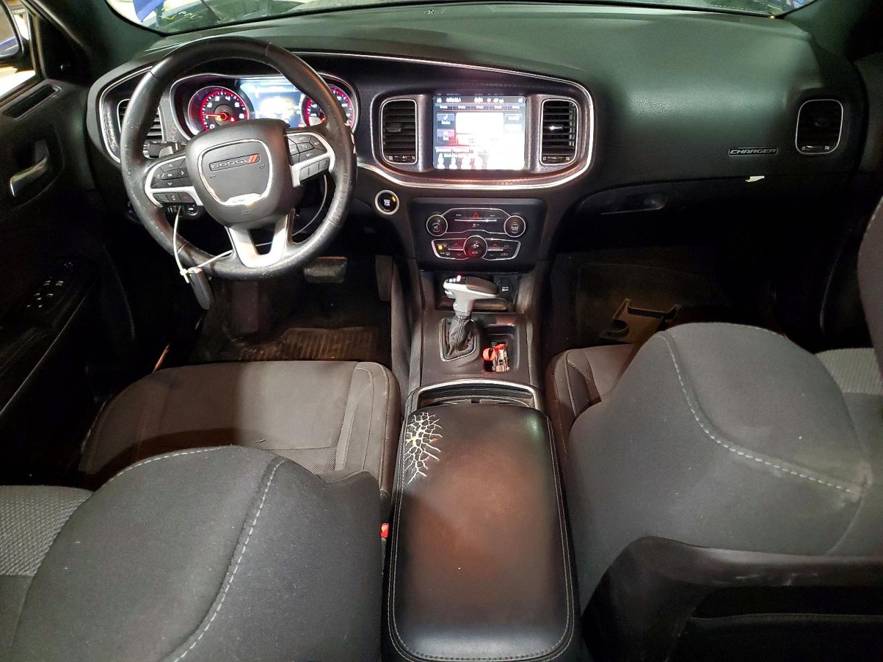 2016 DODGE CHARGER R/T photo 8
