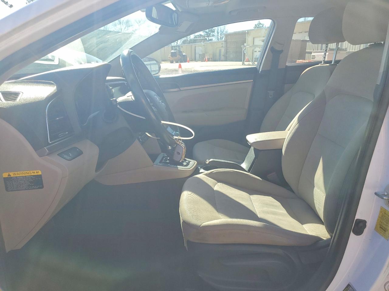 2018 HYUNDAI ELANTRA SEL photo 7