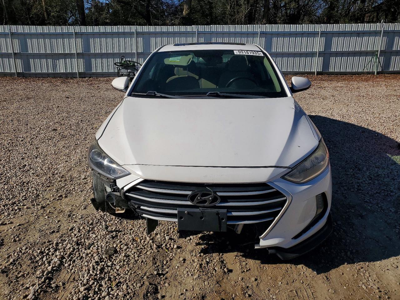 2018 HYUNDAI ELANTRA SEL photo 5