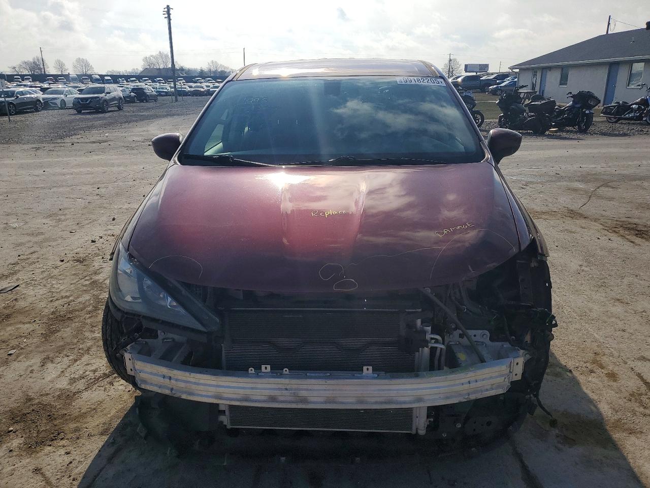 2021 CHRYSLER VOYAGER LX photo 5