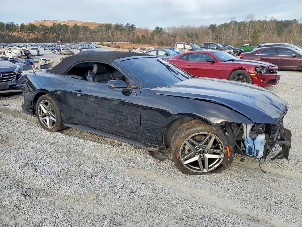 2024 FORD MUSTANG photo 4
