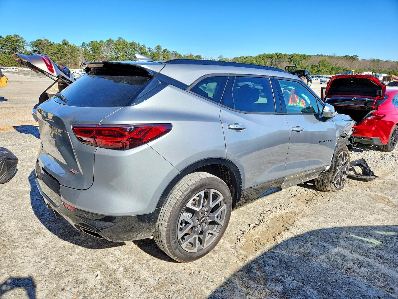 2025 CHEVROLET BLAZER RS photo 3