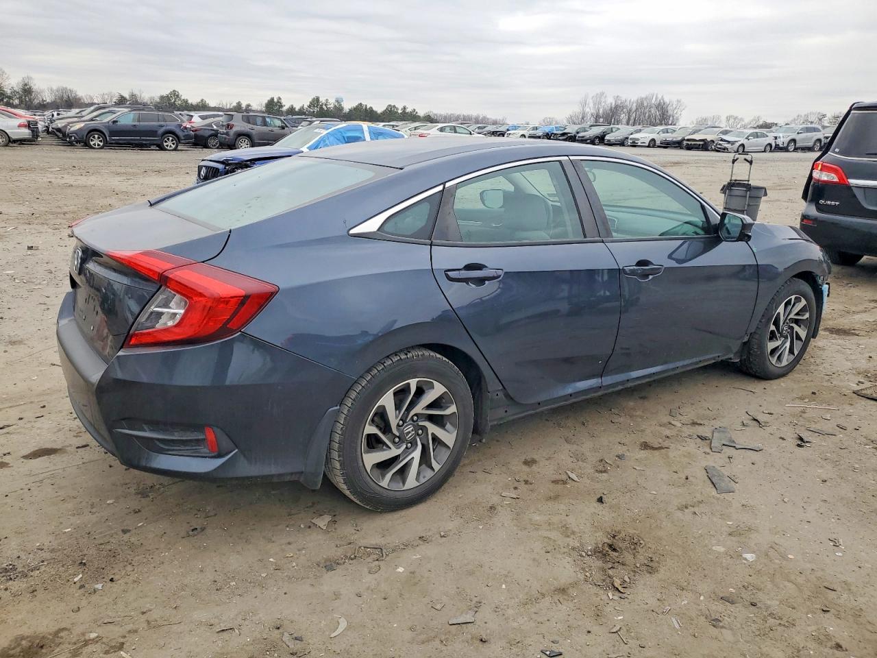 2016 HONDA CIVIC EX photo 3