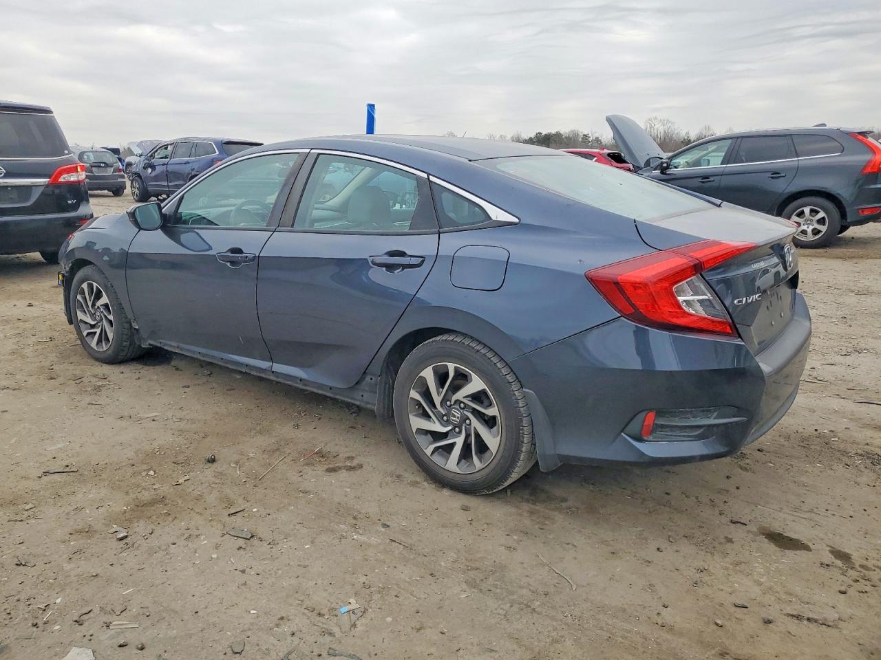 2016 HONDA CIVIC EX photo 2