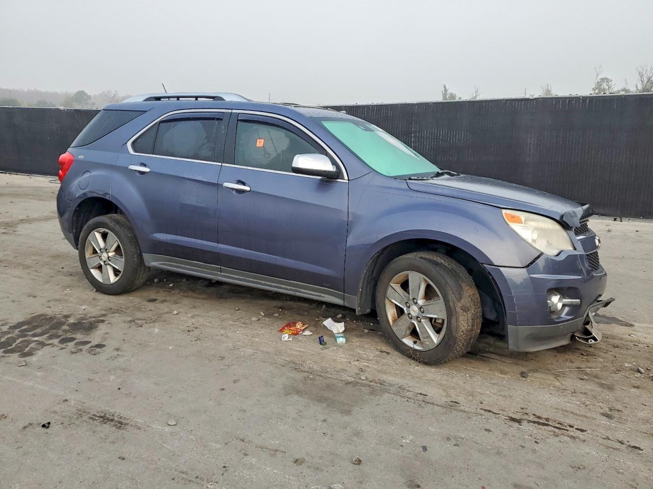 2013 CHEVROLET EQUINOX LTZ photo 4