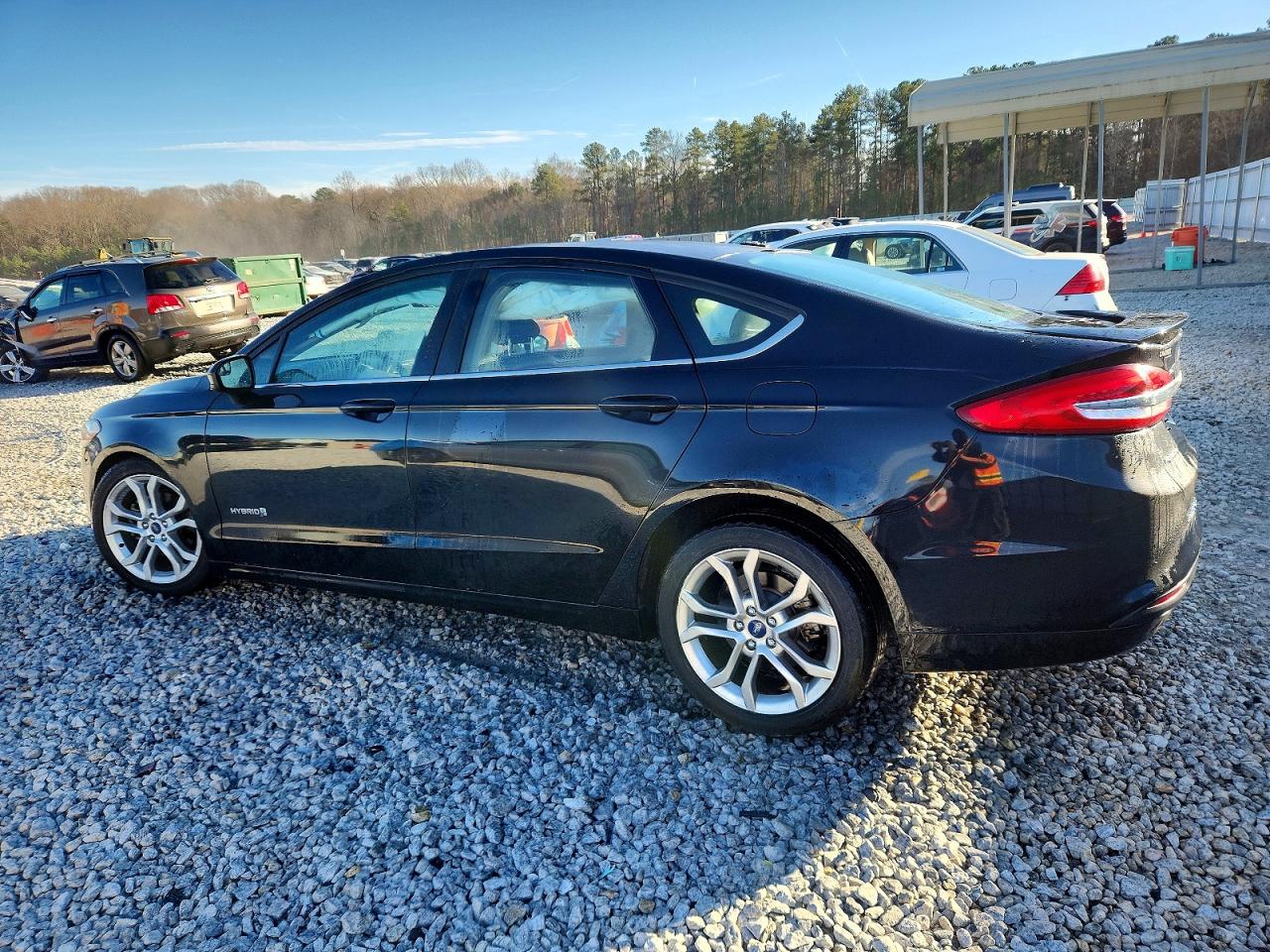 2017 FORD FUSION SE HYBRID photo 2