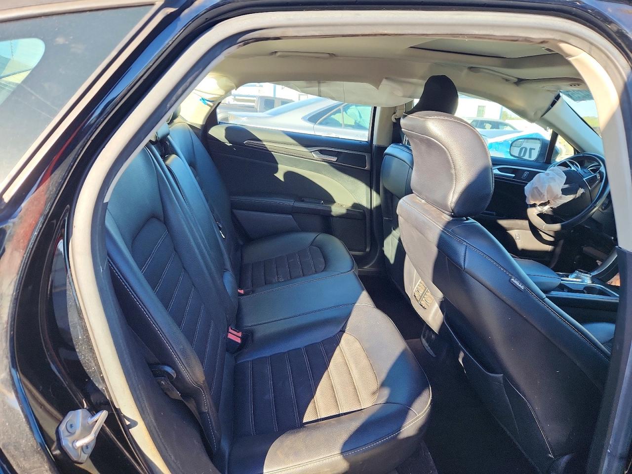 2017 FORD FUSION SE HYBRID photo 10