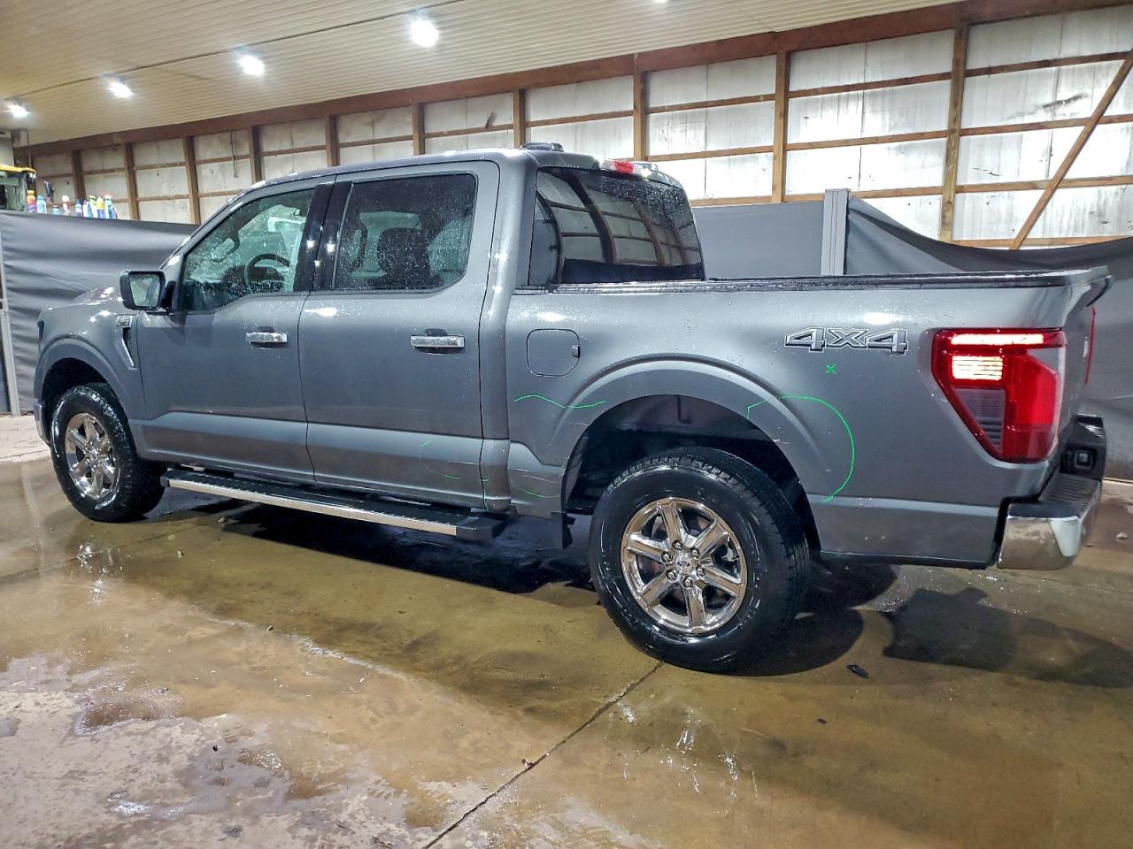 2025 FORD F150 XLT photo 2