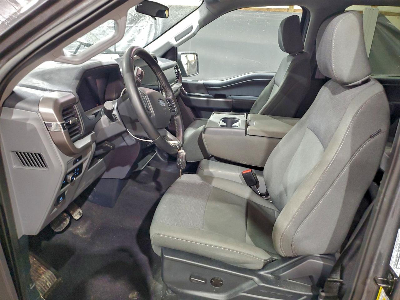 2025 FORD F150 XLT photo 7