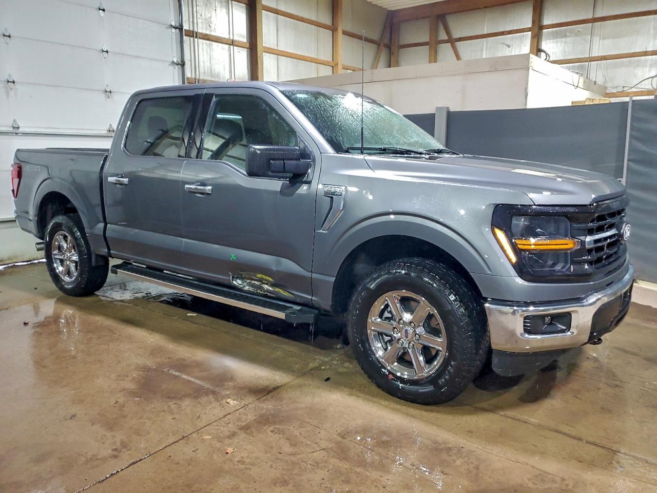 2025 FORD F150 XLT photo 4