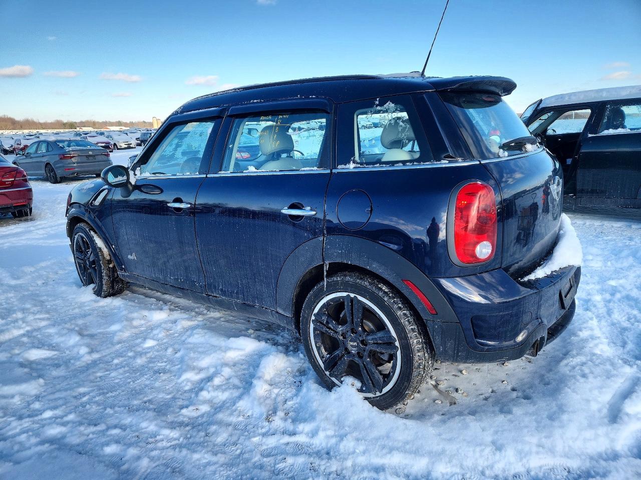 2011 MINI COOPER S COUNTRYMAN photo 2