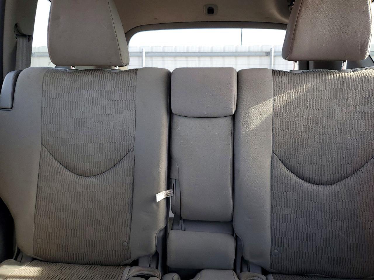 2012 TOYOTA RAV4 photo 10