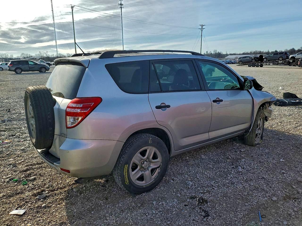 2012 TOYOTA RAV4 photo 3