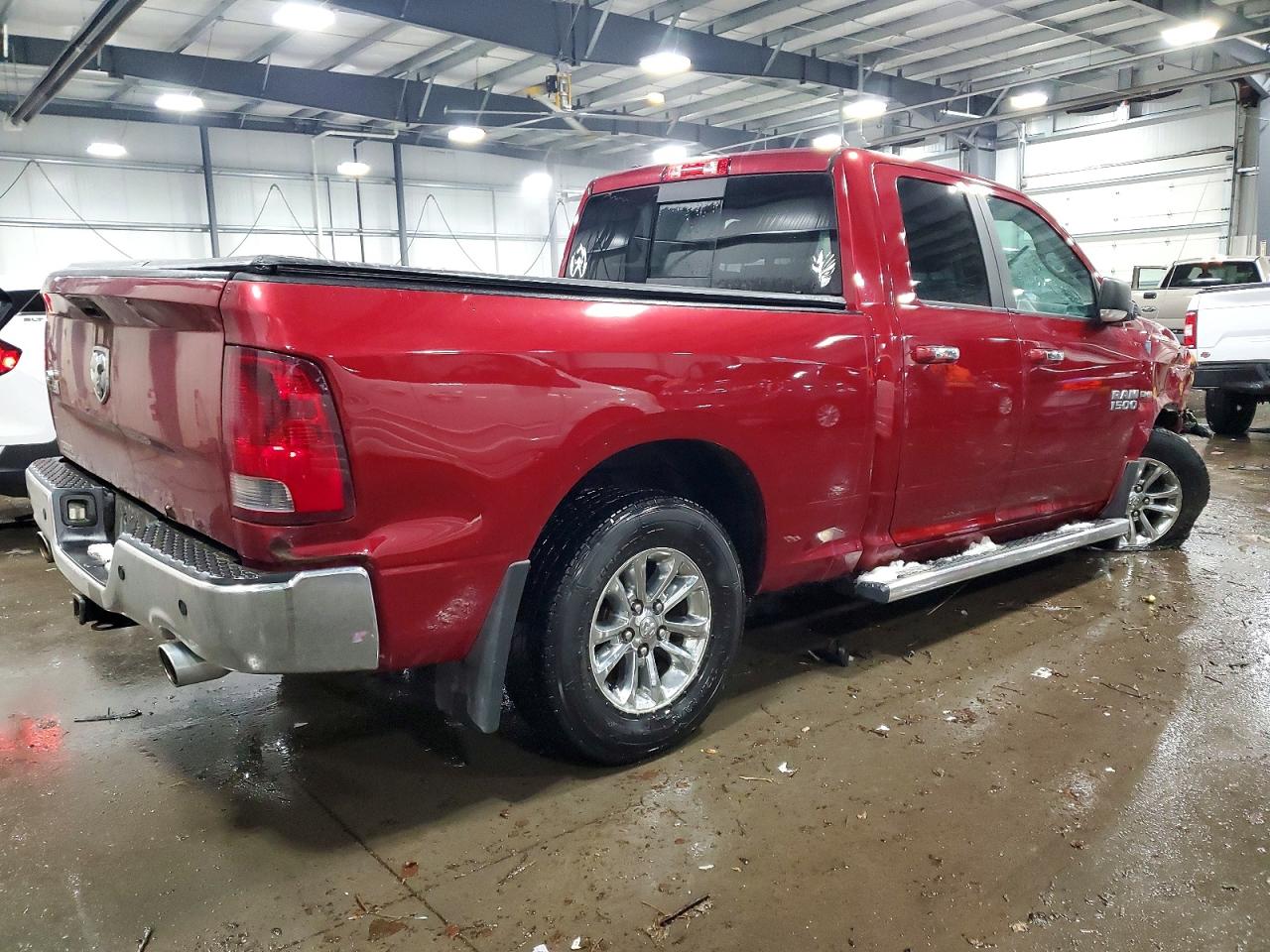 2013 RAM 1500 SLT photo 3