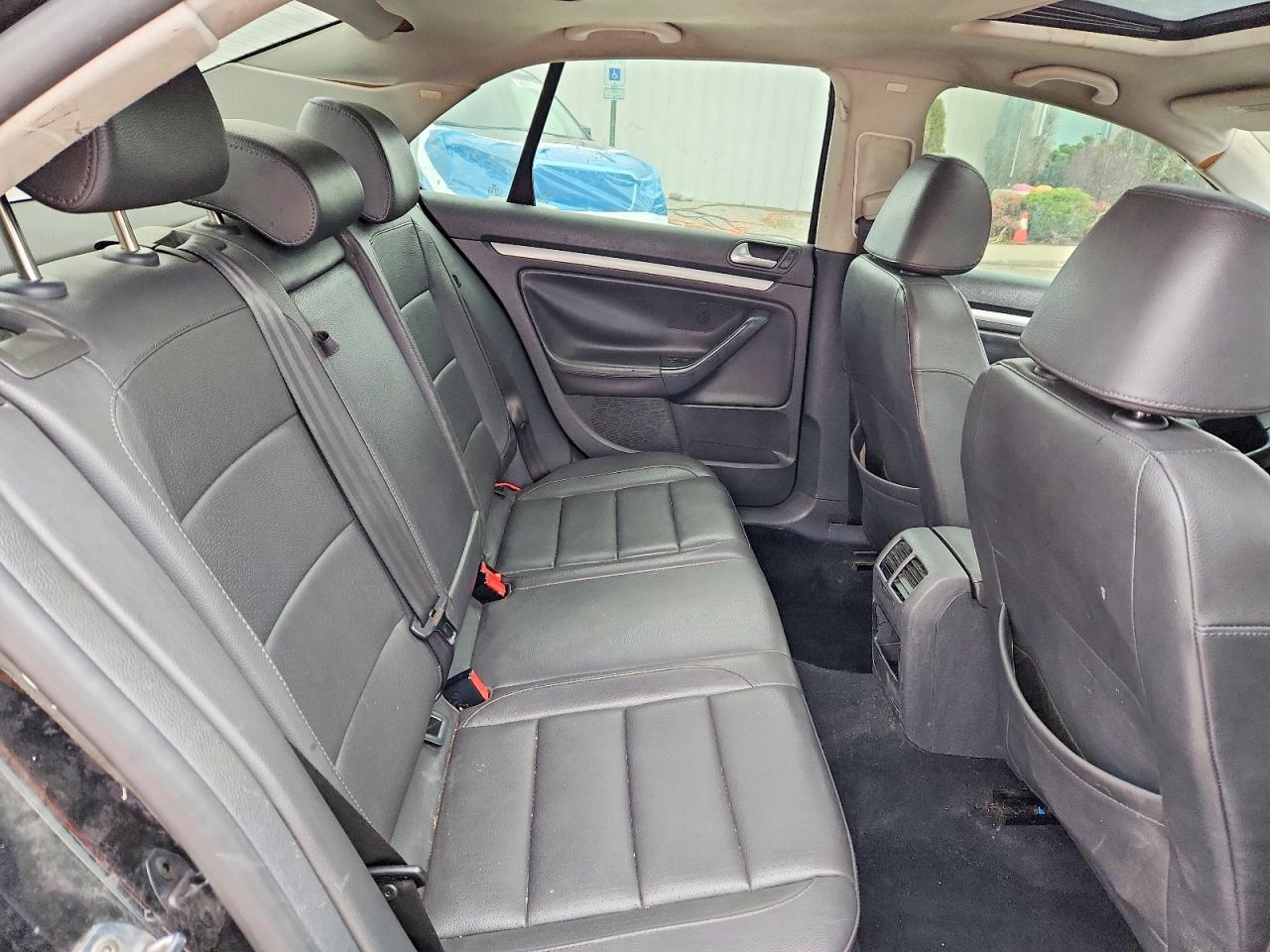 2008 VOLKSWAGEN JETTA WOLFSBURG photo 10