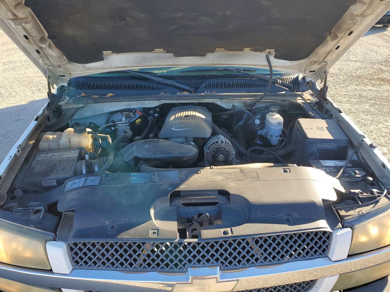 2005 CHEVROLET SILVERADO C1500 photo 11