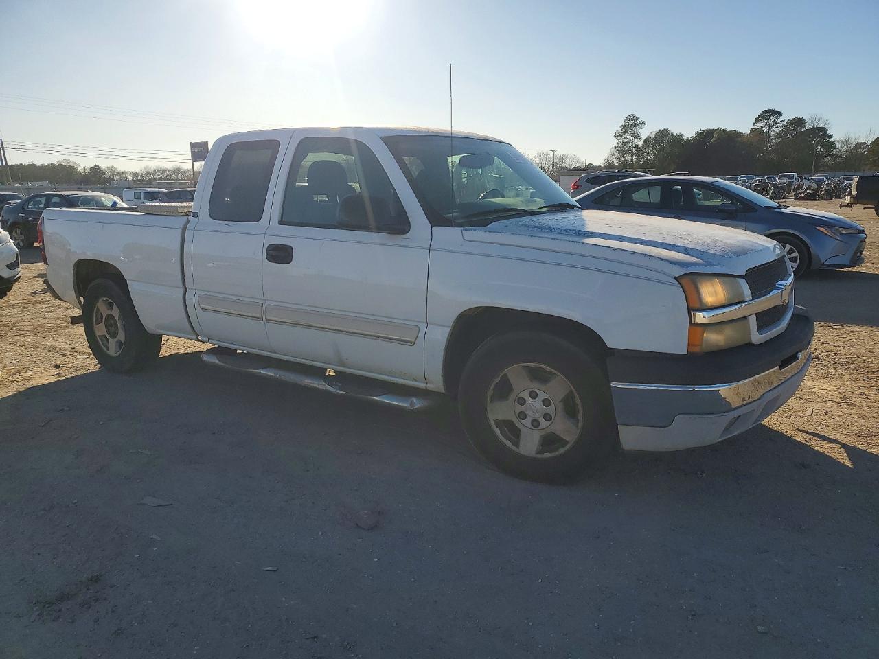 2005 CHEVROLET SILVERADO C1500 photo 4