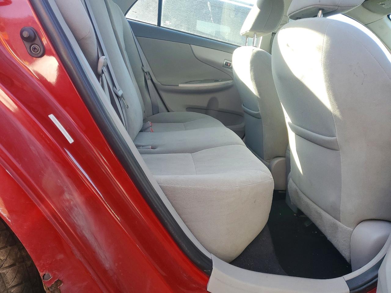 2010 TOYOTA COROLLA BASE photo 10