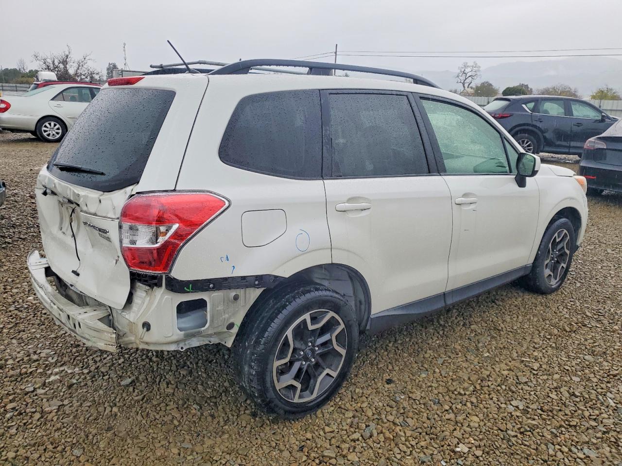 2015 SUBARU FORESTER 2.5I PREMIUM photo 3
