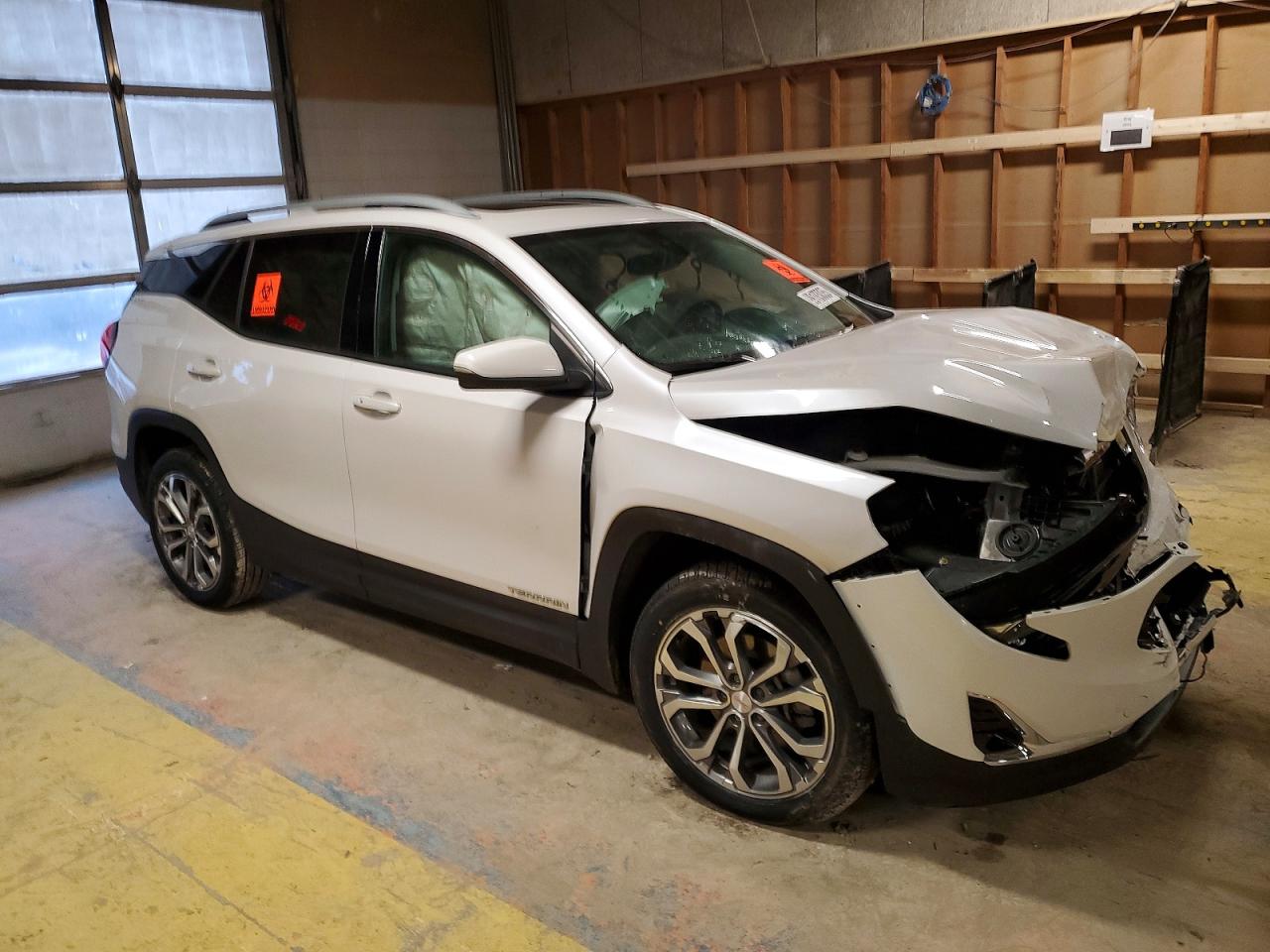 2020 GMC TERRAIN photo 4