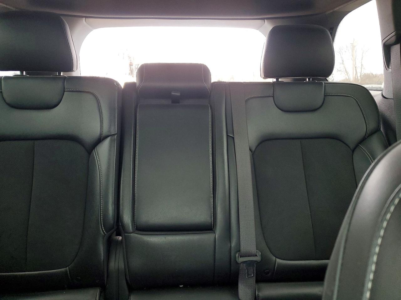 2024 JEEP GRAND CHEROKEE LAREDO photo 10