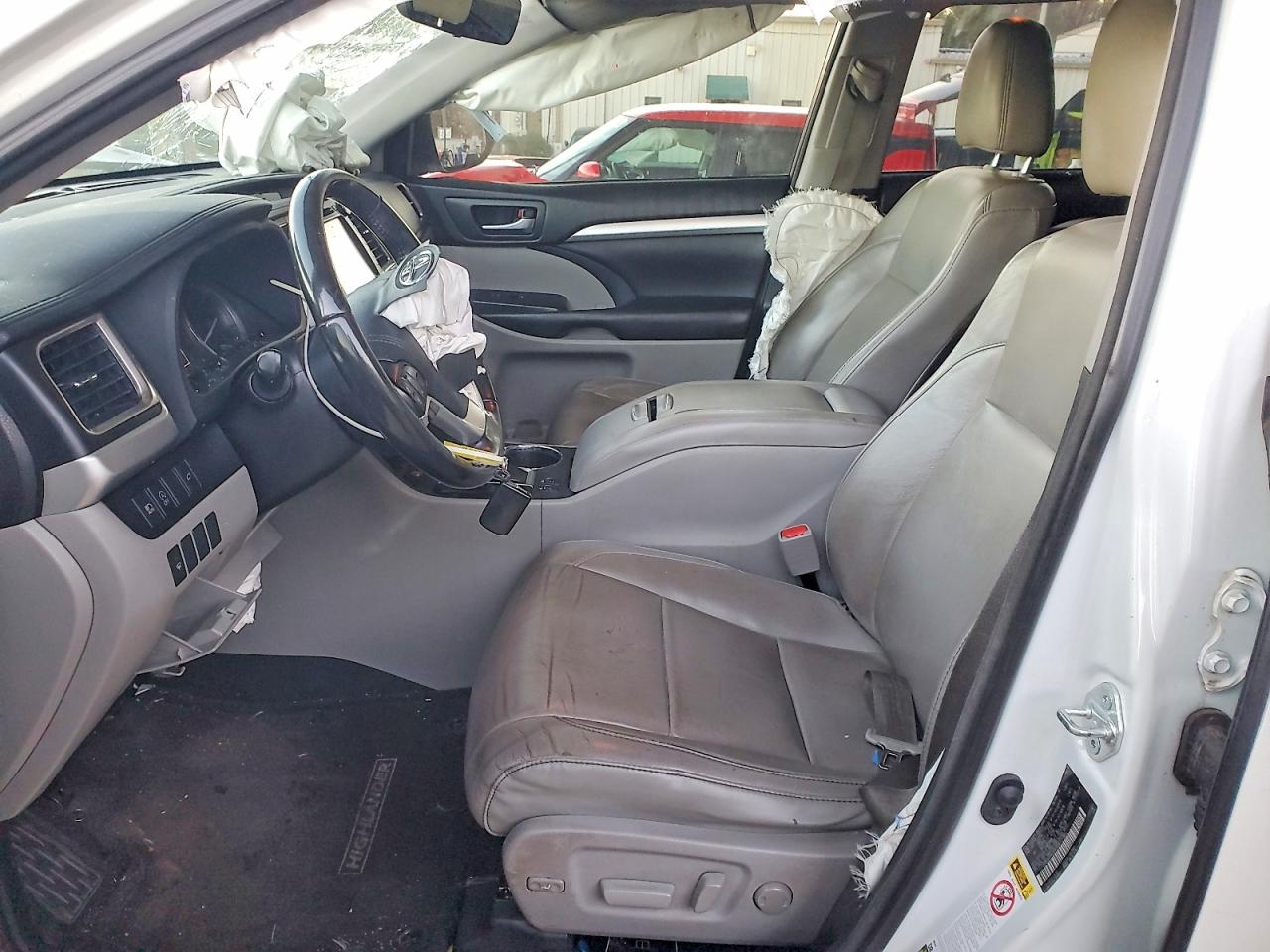 2018 TOYOTA HIGHLANDER SE photo 7