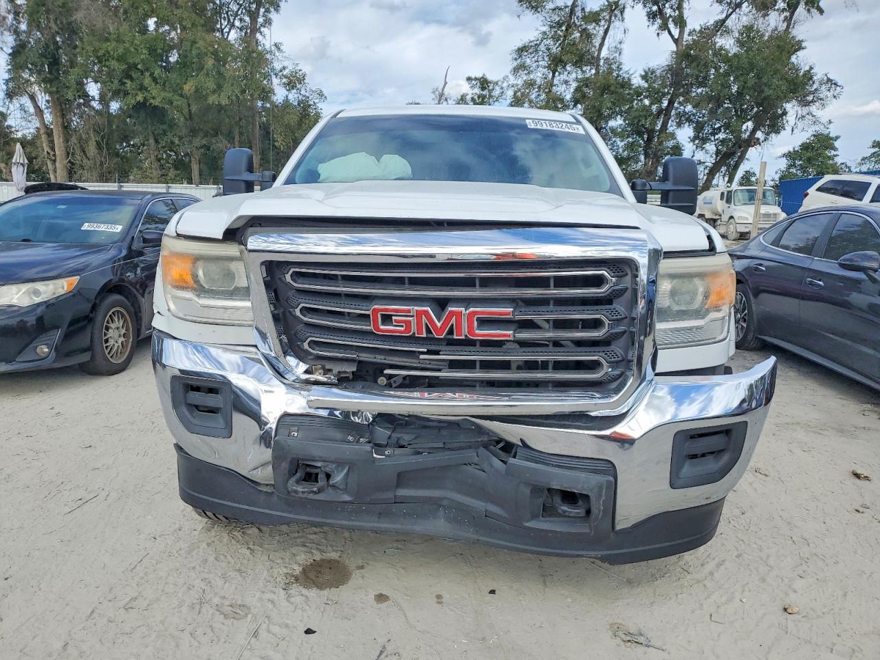 2015 GMC SIERRA K2500 HEAVY DUTY photo 17