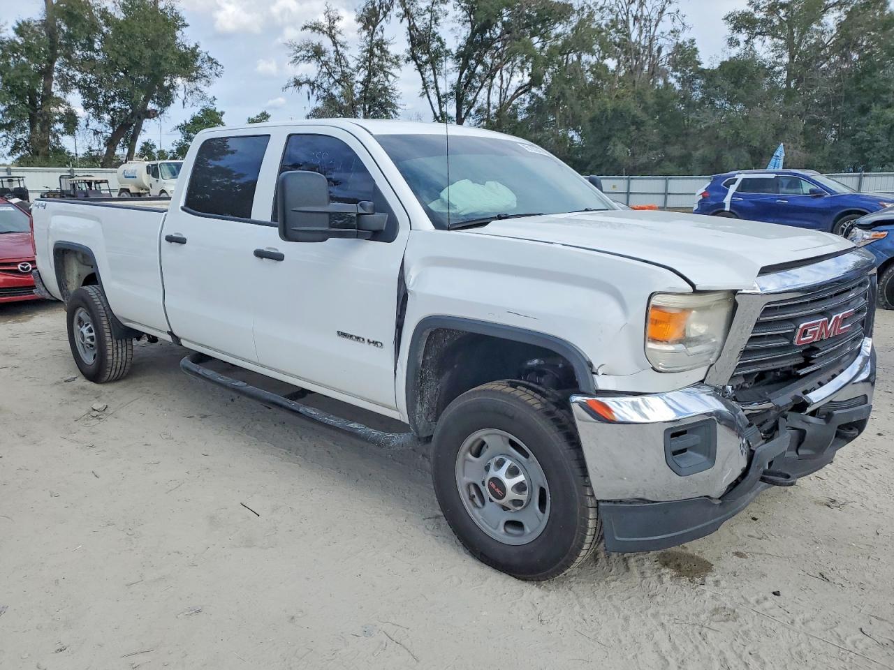 2015 GMC SIERRA K2500 HEAVY DUTY photo 13