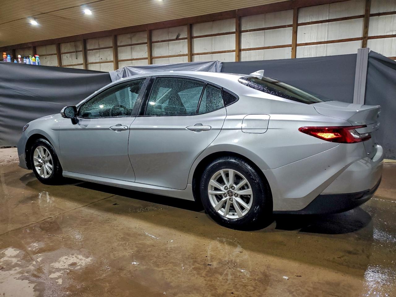 2025 TOYOTA CAMRY XSE photo 2