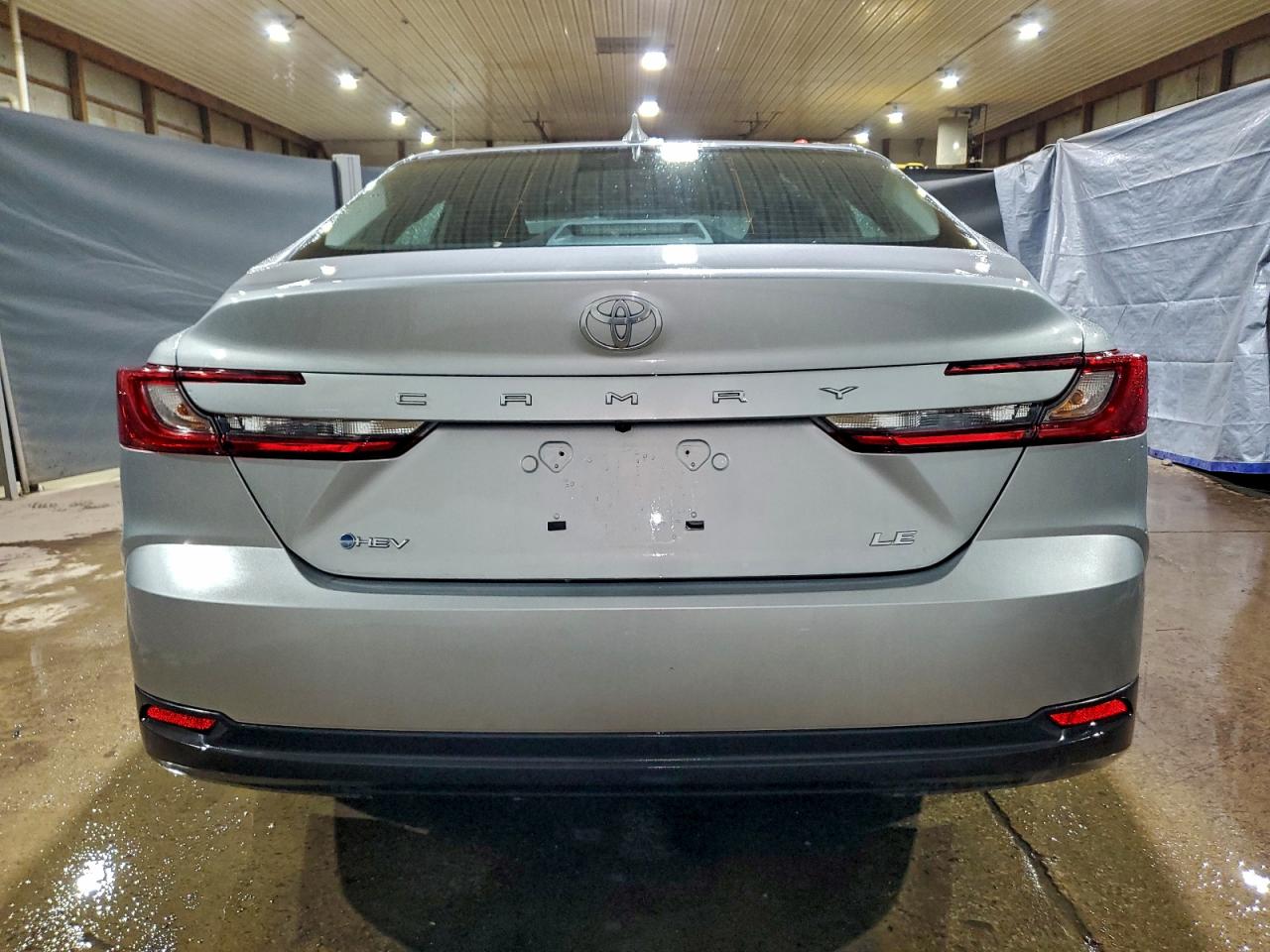 2025 TOYOTA CAMRY XSE photo 6