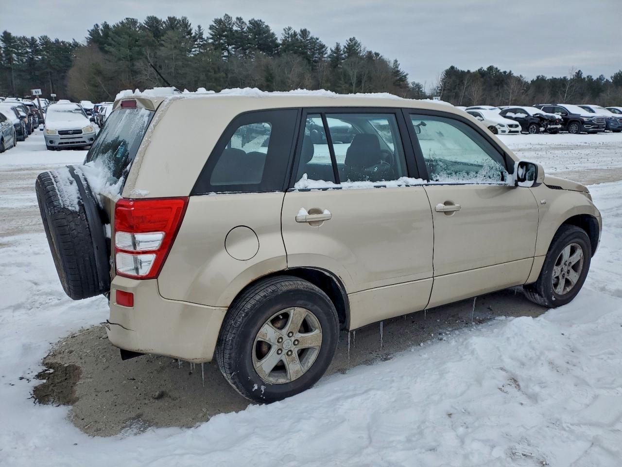 2008 SUZUKI GRAND VITARA photo 3