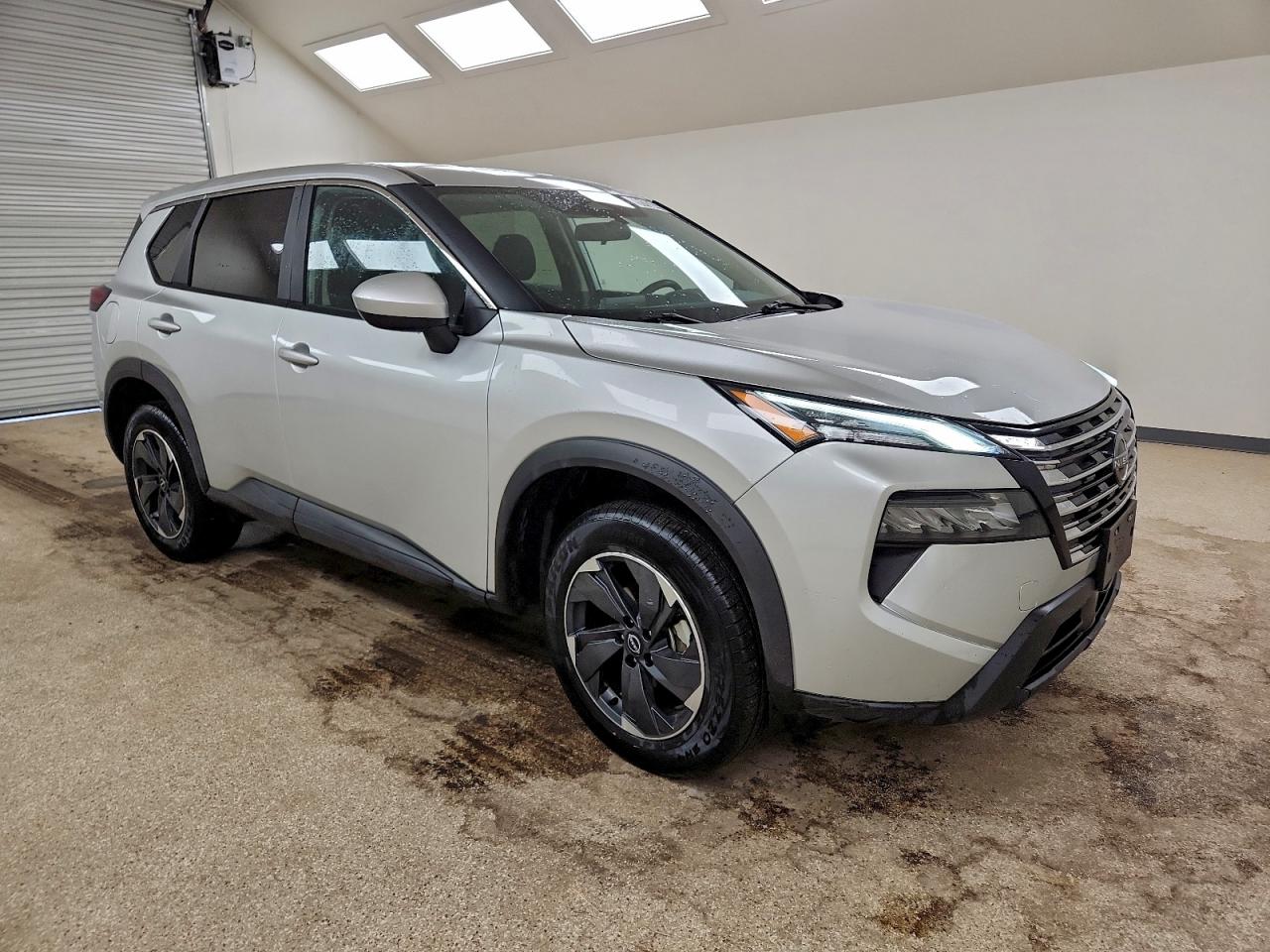 2024 NISSAN ROGUE SV photo 4