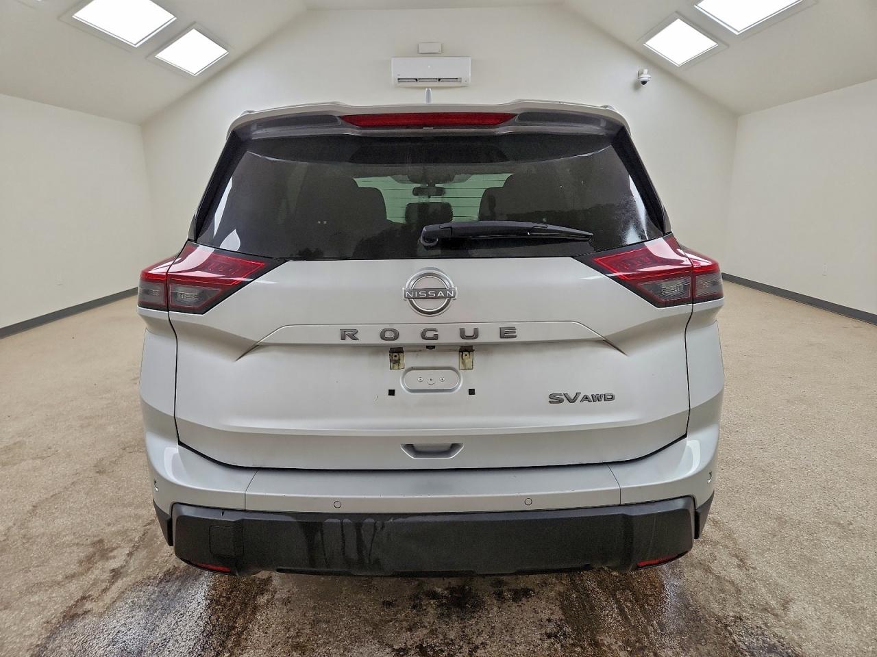2024 NISSAN ROGUE SV photo 6