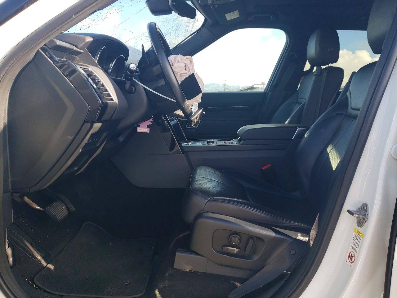 2018 LAND ROVER DISCOVERY SE photo 7