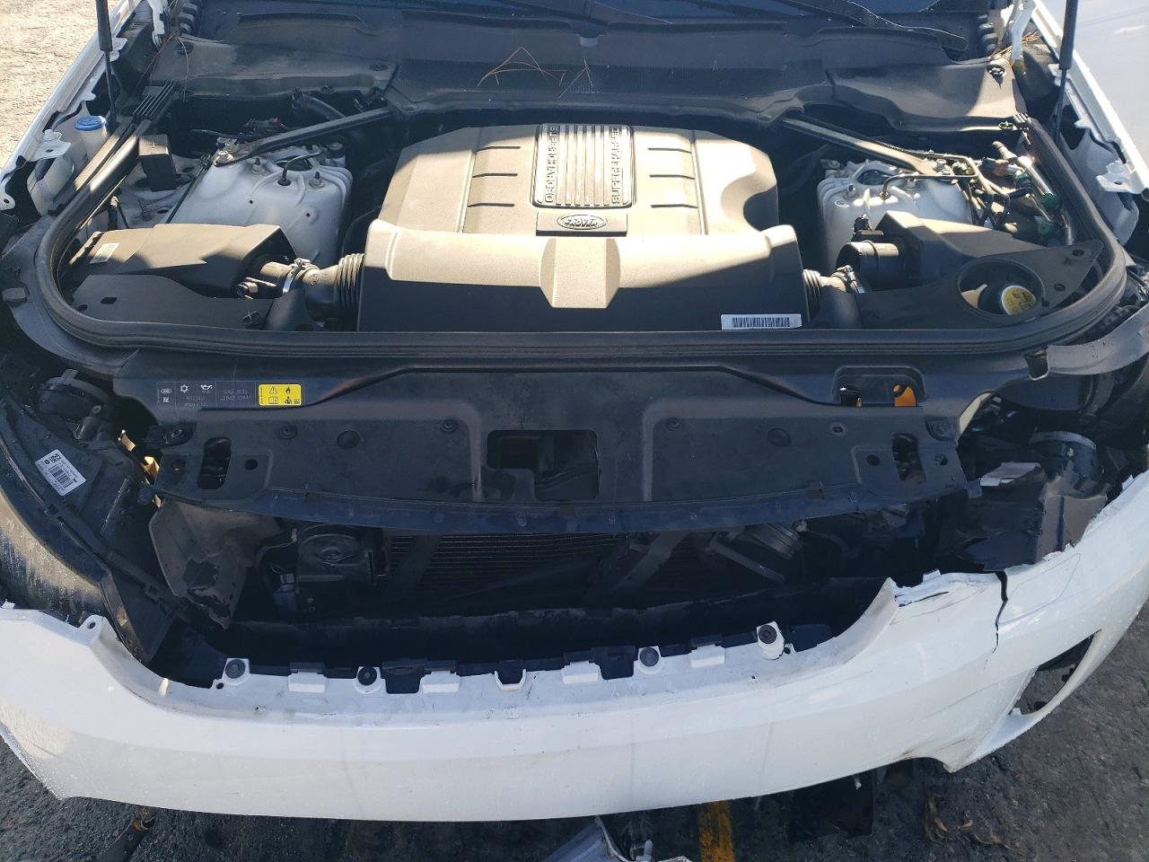 2018 LAND ROVER DISCOVERY SE photo 12