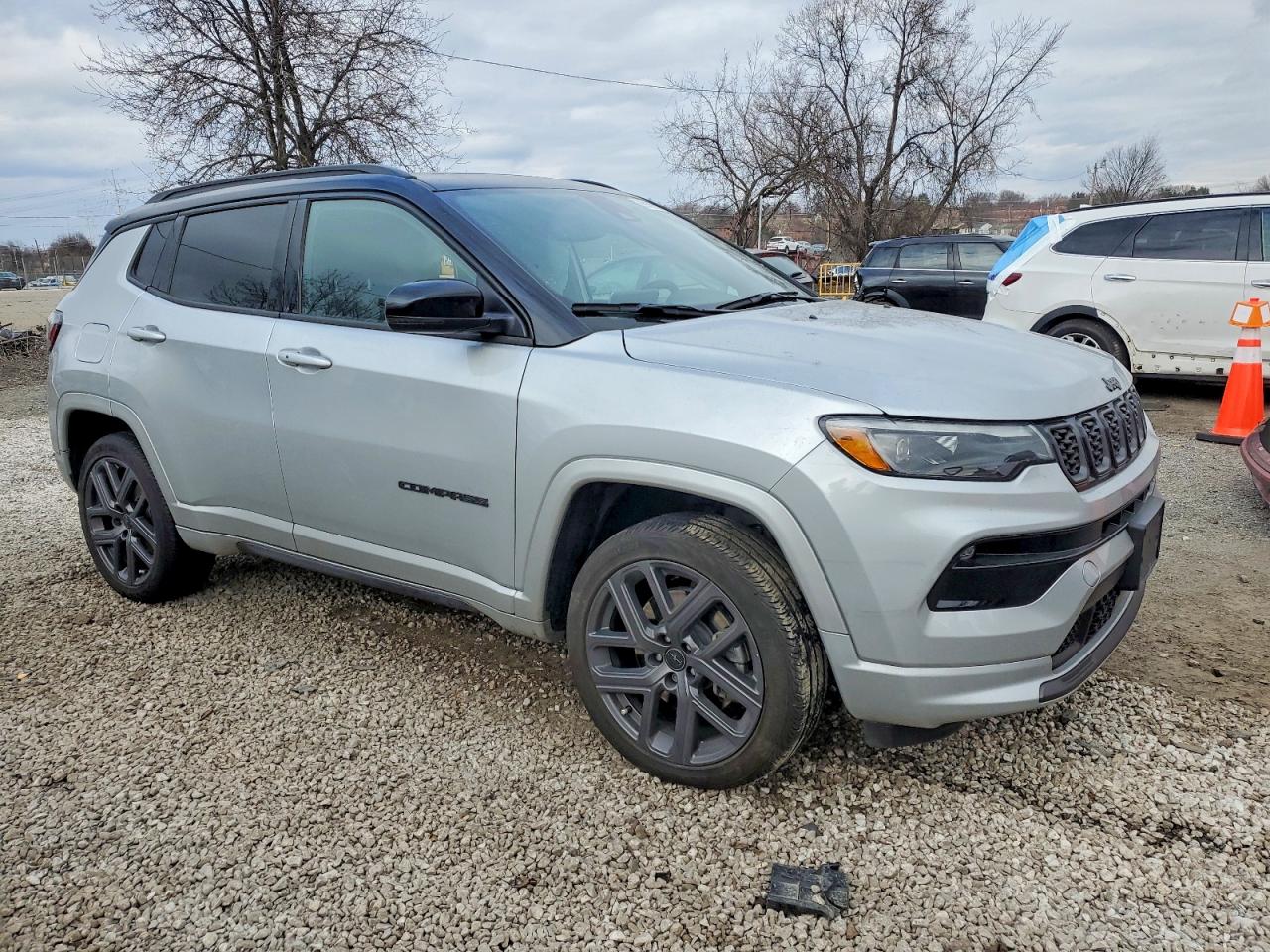 2025 JEEP COMPASS LIMITED photo 4