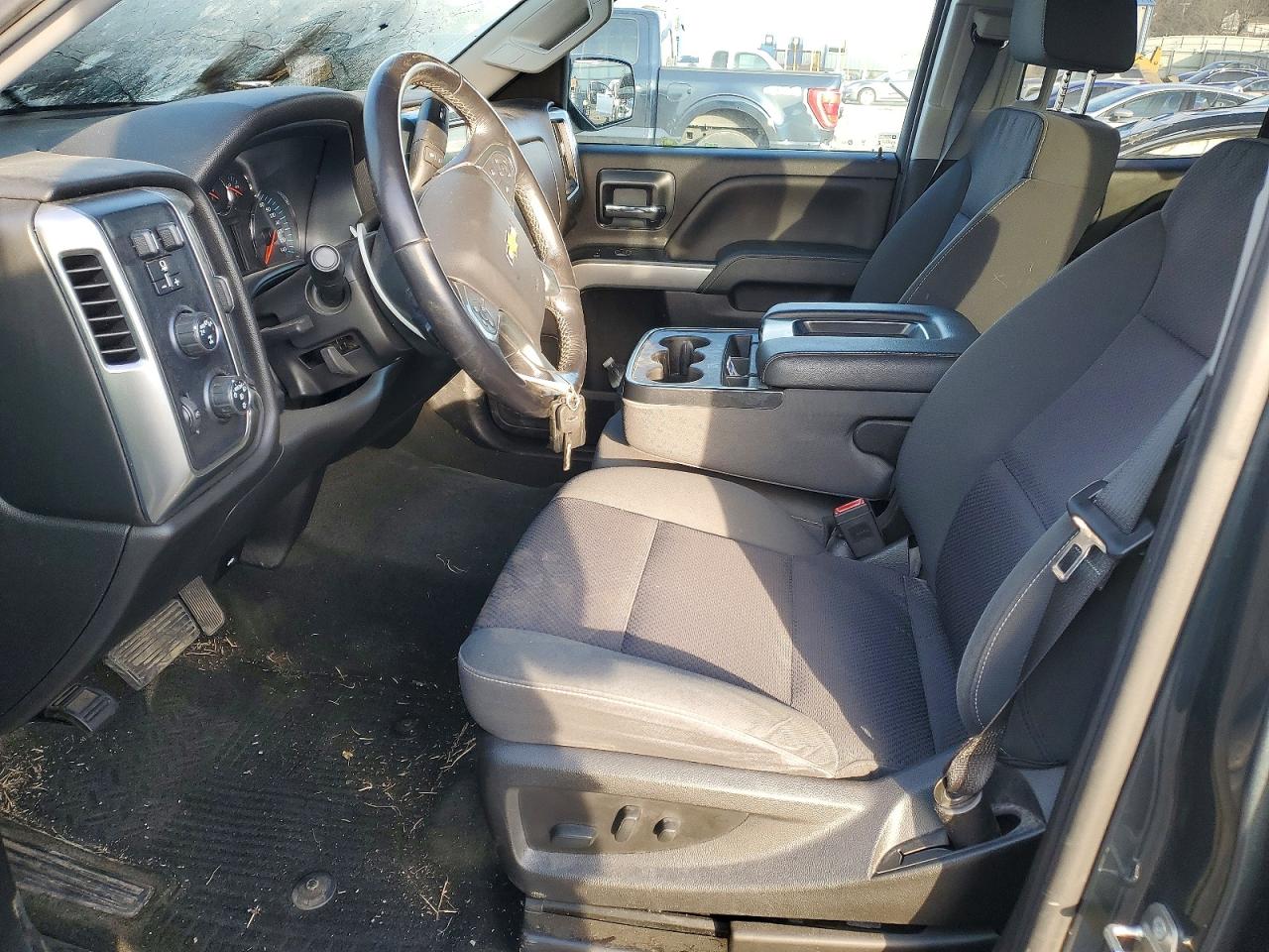2018 CHEVROLET SILVERADO K1500 LT photo 7