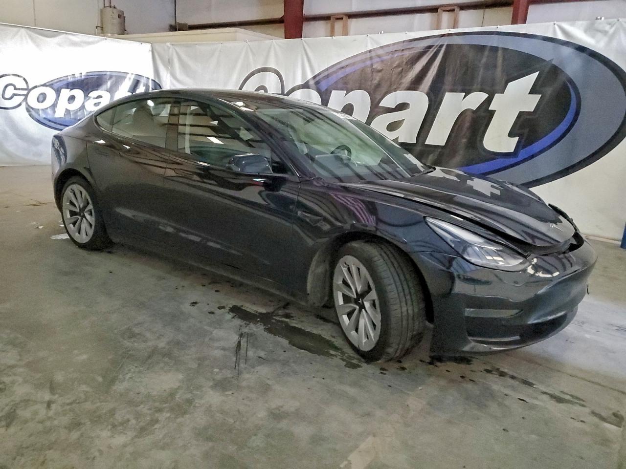 2022 TESLA MODEL 3 photo 4