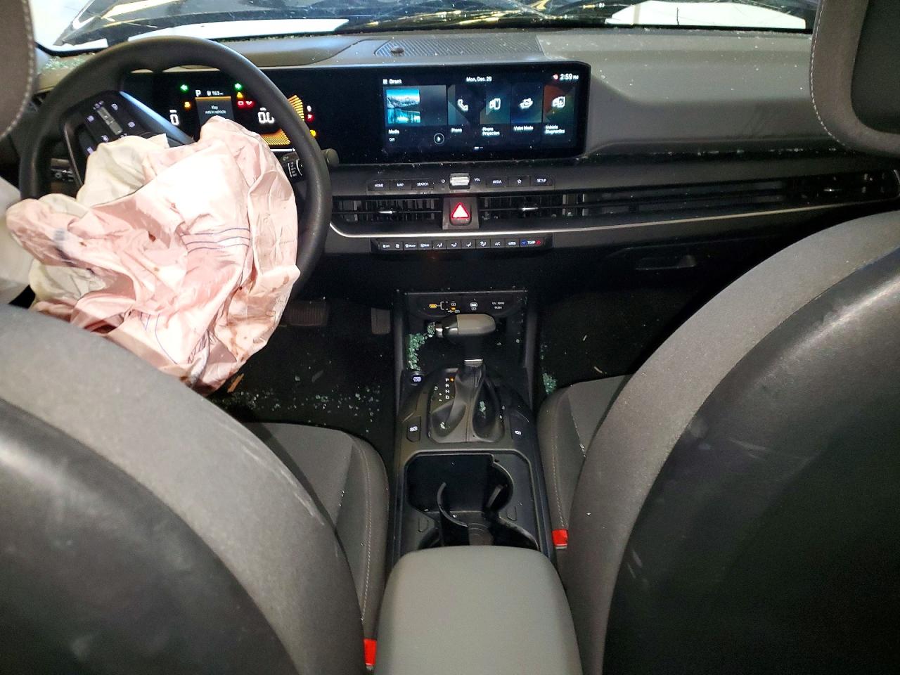 2025 KIA K4 LX photo 8