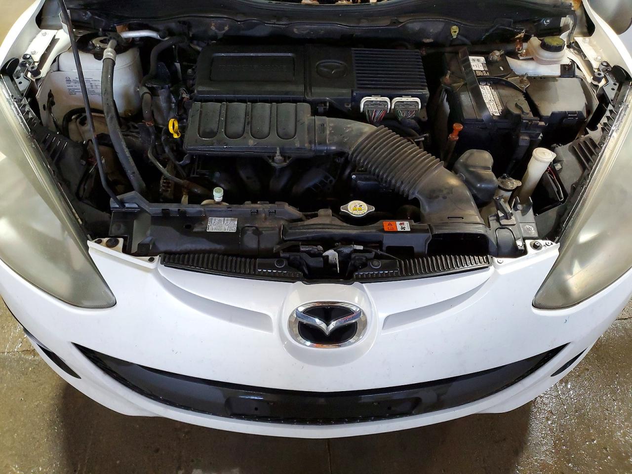 2014 MAZDA MAZDA2 SPORT photo 11