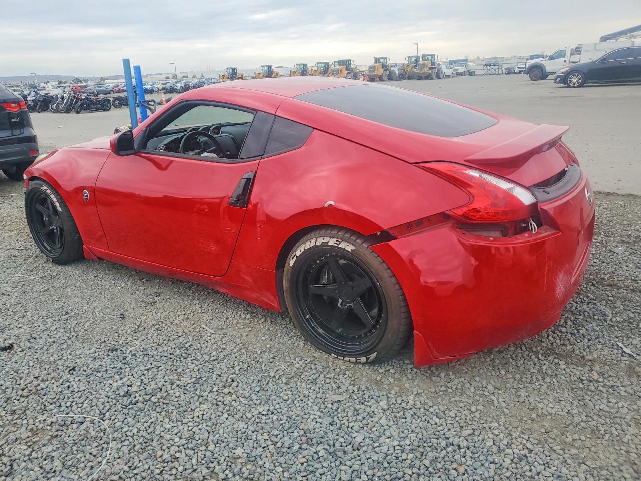 2009 NISSAN 370Z photo 2