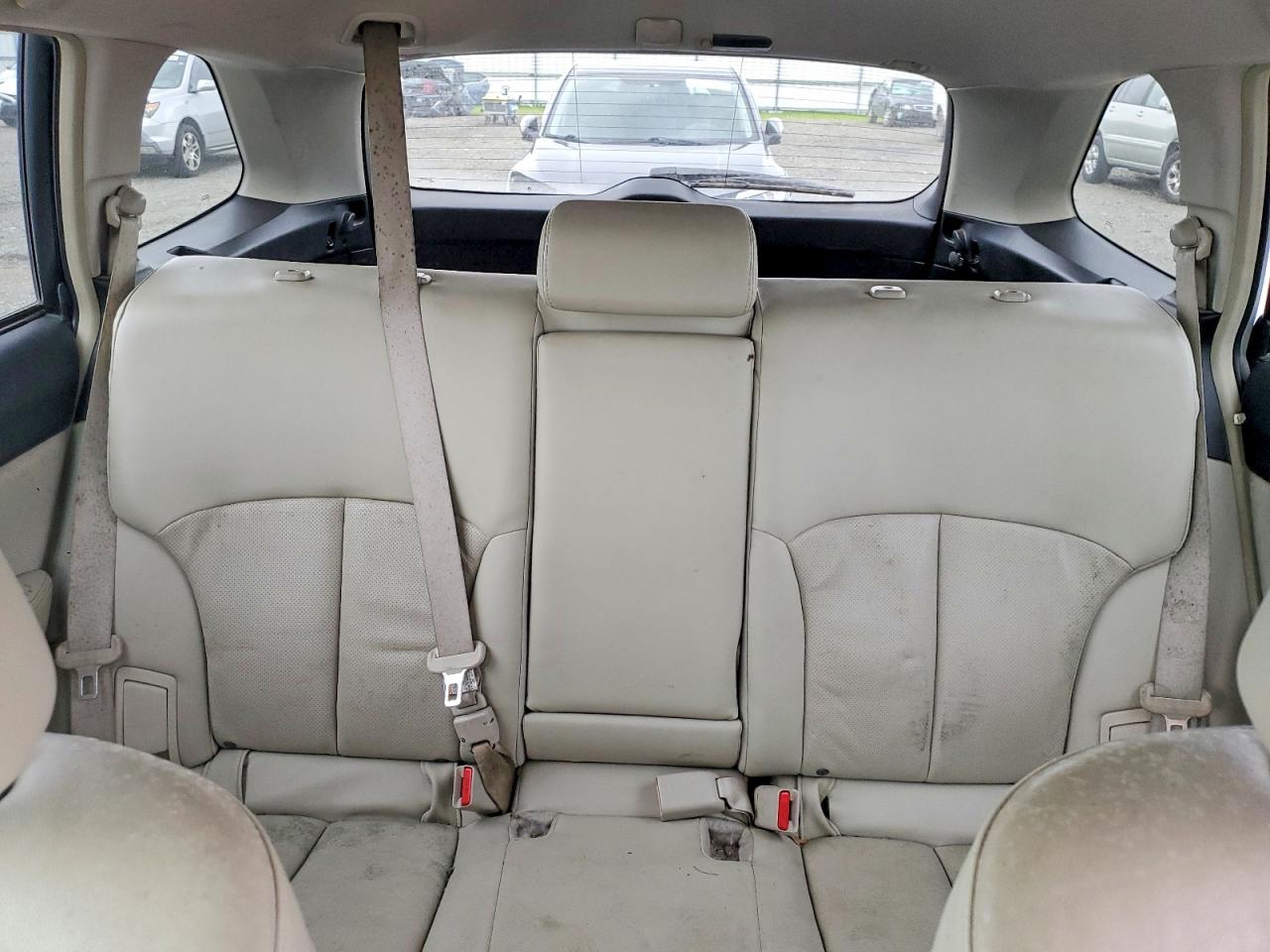 2011 SUBARU OUTBACK photo 10