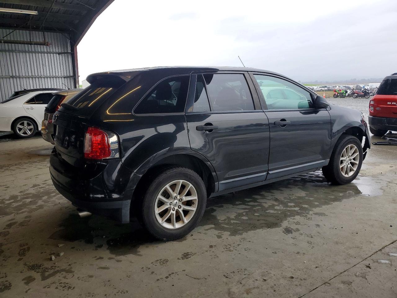 2014 FORD EDGE SE photo 5