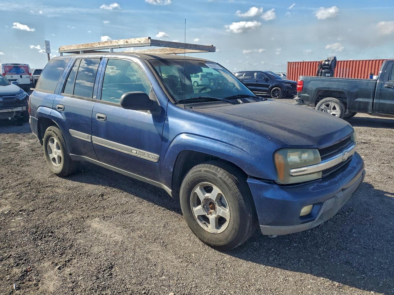 2002 CHEVROLET TRAILBLAZER photo 4