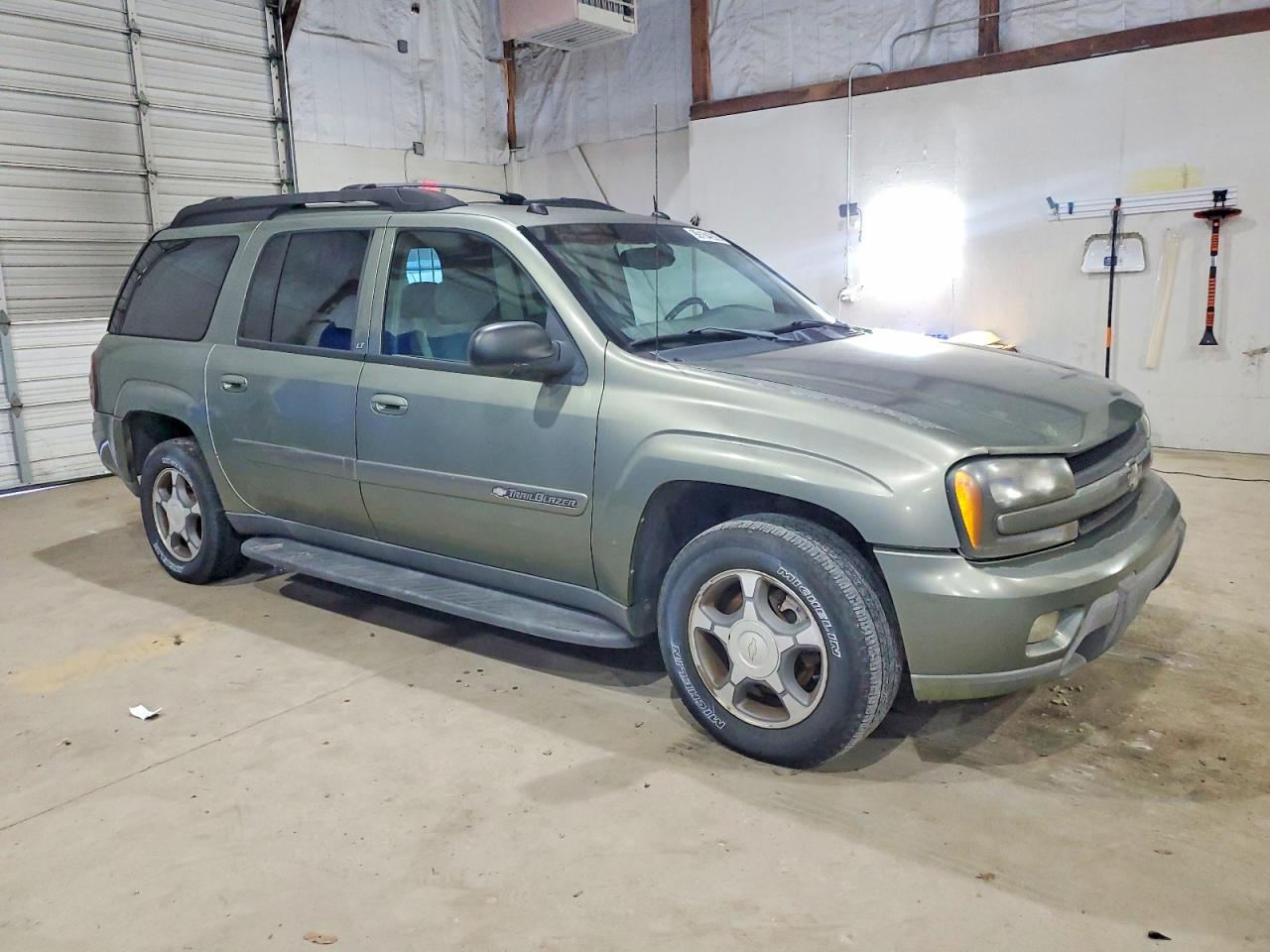2004 CHEVROLET TRAILBLAZER EXT LS photo 4