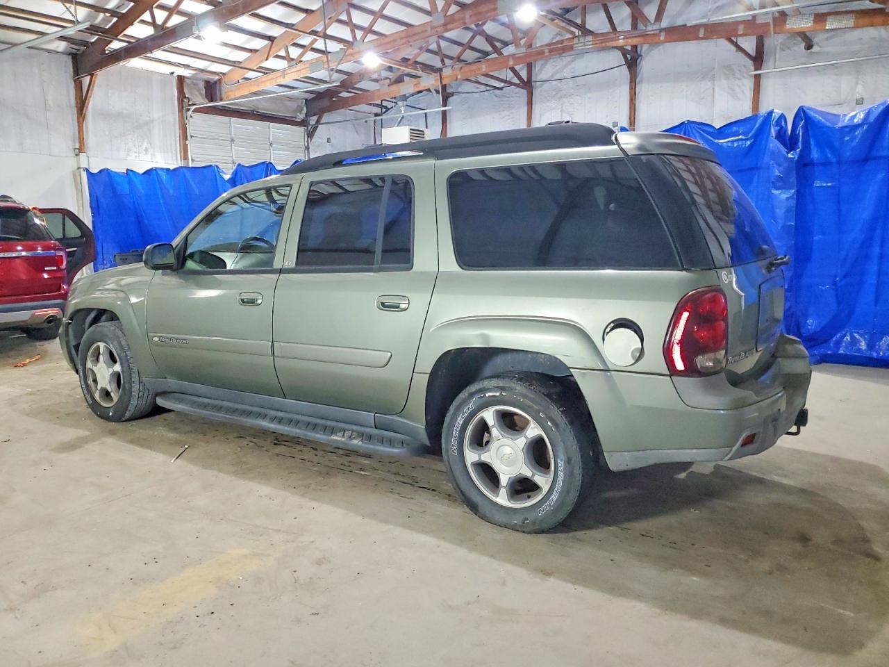 2004 CHEVROLET TRAILBLAZER EXT LS photo 2