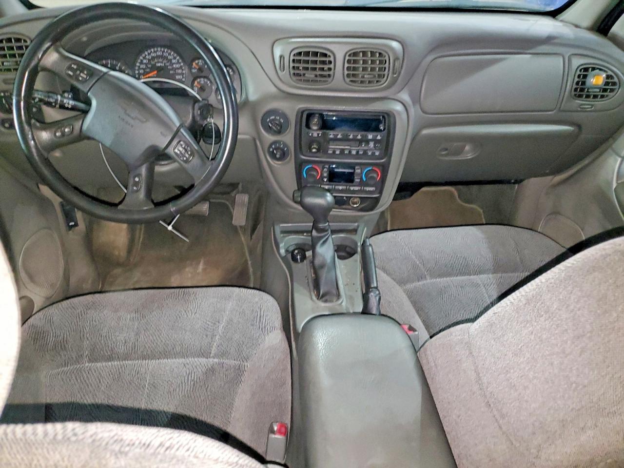 2004 CHEVROLET TRAILBLAZER EXT LS photo 8